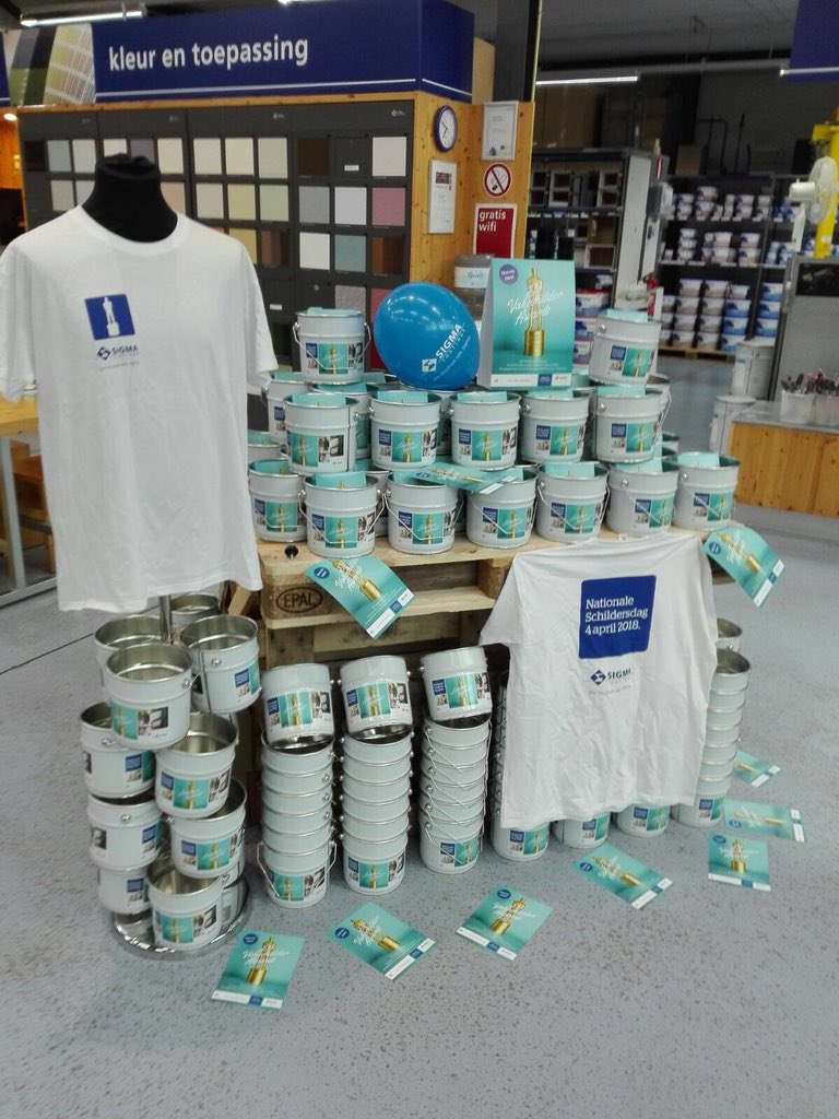 Ronnefs's tweet photo. Omdat het morgen bij #Sigma #Nationale Schildersdag is staat er leuke attentie klaar voor de #Vakschilder  Kom ook even langs onze verkoop vestiging SSC https://t.co/DMwhnbiQMt