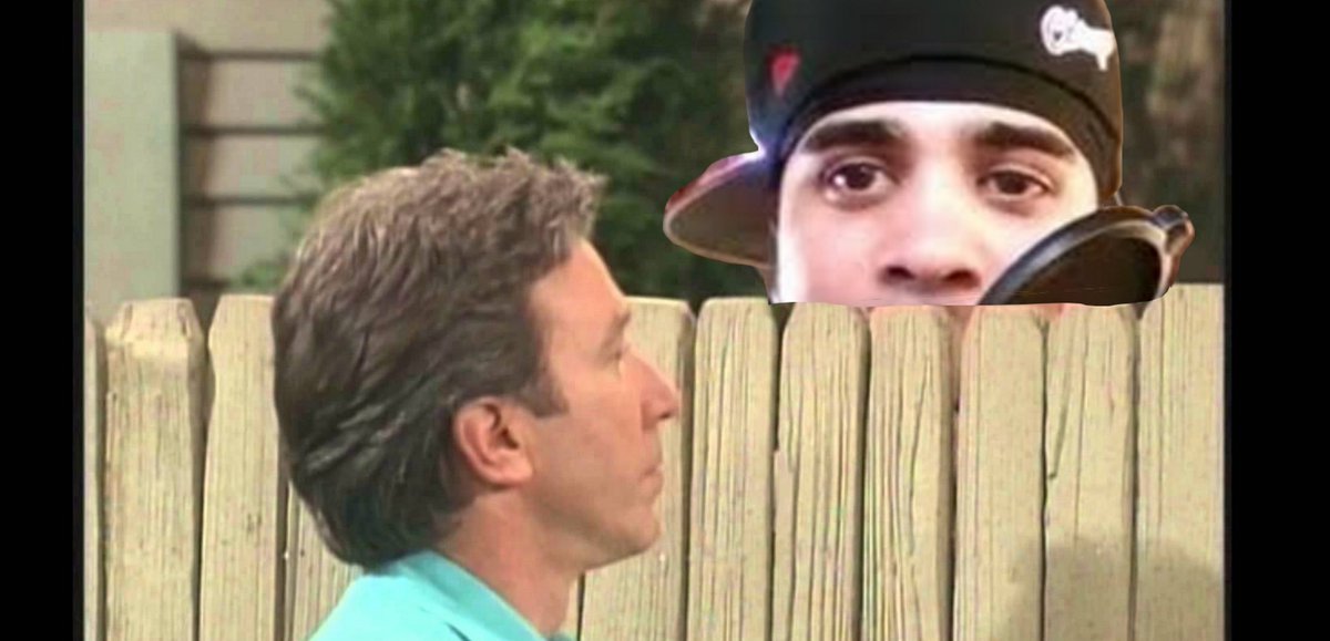 Clickbait tweet media