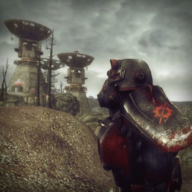 FalloutOverhaul's tweet photo. An outcast patrol at a satcom array in #fallout3 . It's a shame that these guys don't have an appearance in #fallout4 .
.
.
#fallout #mods #falloutmods #nexus #bethesda #videogames #gaming #nexusmods #screenshot #videogame #games #game #instagame #pcgaming #instagaming #grap… https://t.co/64ktqXmrx0