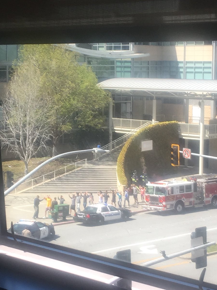 White female shooter shot dead at Youtube HQ in San Bruno