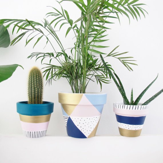 GetCreativeLDN's tweet image. Loving these hand painted pots! Why don't you give it a try whilst drinking tea and eating cake! More details on my feed #paint #craft #Balham #Clapham #tooting