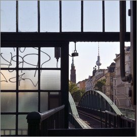 SILVACAPITANA's tweet photo. #Sales #Berlin #urbanart #StreetArt https://t.co/rVmwqNUgYb😍 @Posterlounge_UK 🍀 @Posterlounge_DE #facades #HOUSES #architecturephotography #poster #artprint #acrylic #forex #aluDibond #wood #cityscape #cityview #cafe #CafeMoscow #Buildings #GDR #sightseeing #travelling #U2 #art https://t.co/UeEaHxIMkZ