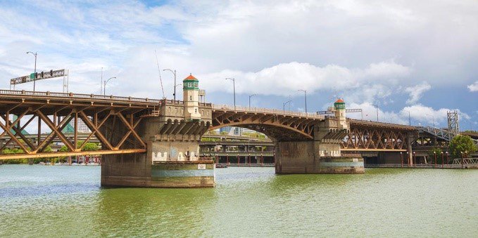 multco's tweet photo. Check out the Earthquake Ready Burnside Bridge project Online Briefing, and get an update on the project’s progress and next steps.
Tell us what you would like us to consider as we evaluate our options. #ReadyBurnside
https://t.co/J6Cg4V06sd https://t.co/4NTVtNEVR6