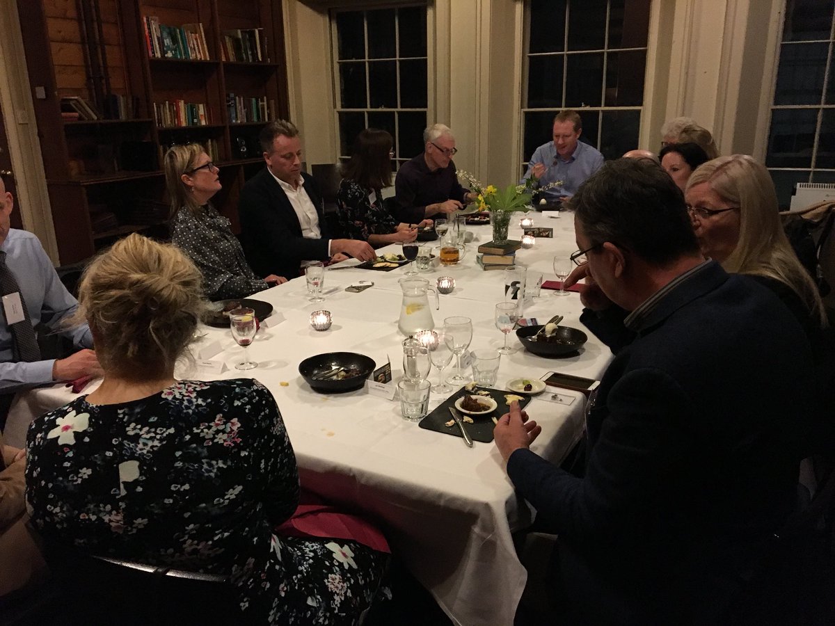 ClaphamandC's tweet photo. Fantastic Grapevine #Networking evening tonight. Big thanks to Jayne @RafflesFood, delicious food and superb hospitality, as always! Thanks to all who attended our #April Grapevine. Our next Grapevine is on 5th June #SaveTheDate https://t.co/t8DoZ6yl5U