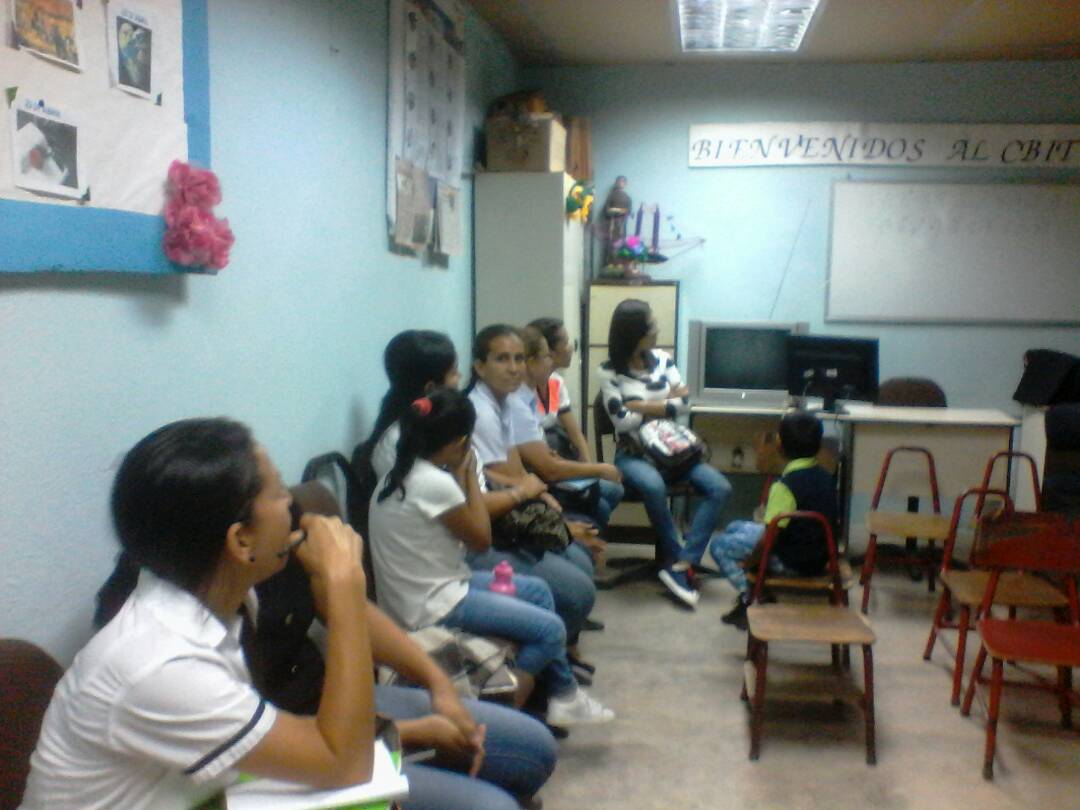 cbitsimonplanas's tweet photo. Taller de Sensibilización Educativa en el Circuito Wuilian Lara.@AurimarVargas1 @Fundabit_Lara1 https://t.co/rzwD538AnM