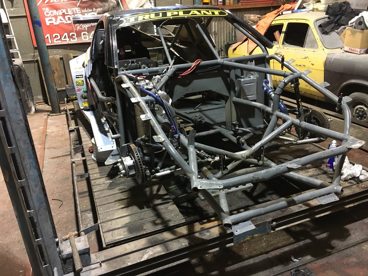 MurrayMsport's tweet photo. Preparation for some chassis repairs, will be good as new for the @nationalhotrod European Championship at @HardieRacePromo April 21st-22nd. @tru7group @matrix_networks @GWRMotorsport @nimbusmsport @ExtralubeZX1oil @FUCHSLube_UK @leenichols129 #lovehotrods #teamwork #cannonball https://t.co/wxSfcYEnwW