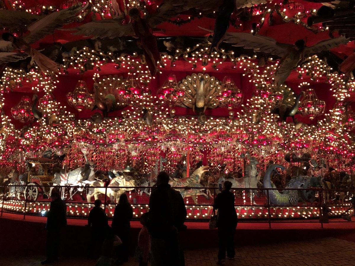 JenMcD09's tweet photo. @MissBin103 Dani went to House on the Rock https://t.co/xPMVk7QWVD