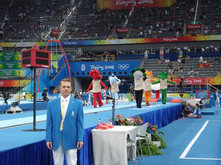 EPHECTO's tweet photo. #gimnasia MÁS DE 30 AÑOS DE ABUSOS
Fiscal Marijuán inició denuncia penal por abuso sobre Alejandro Sagreras, entrenador a cargo del equipo para #YOG @BuenosAires2018. Pesquisas permitieron descubrir al menos 8 víctimas (3 menores de edad al ser atacados).
https://t.co/k7bHG2JT0Q https://t.co/UHjJwkPYXH