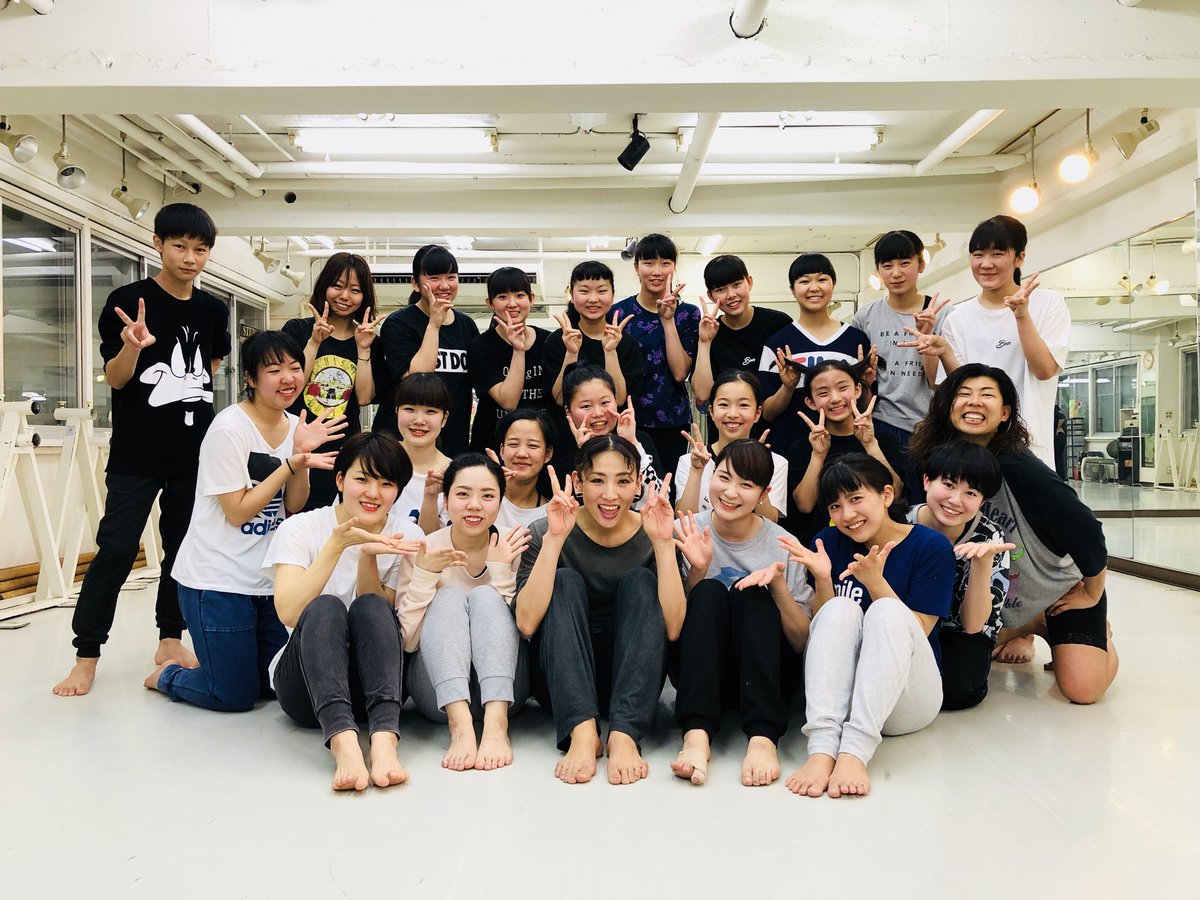 Dance Studio Steps No Twitter Hachiさんマンスリークラス 丁寧にじっくりと そして自分の表現力にしっかりと向き合えるhachiさんのレッスン あっという間の1時間半でしたね 今月もありがとうございました また次回もよろしくお願いします Steps Steps