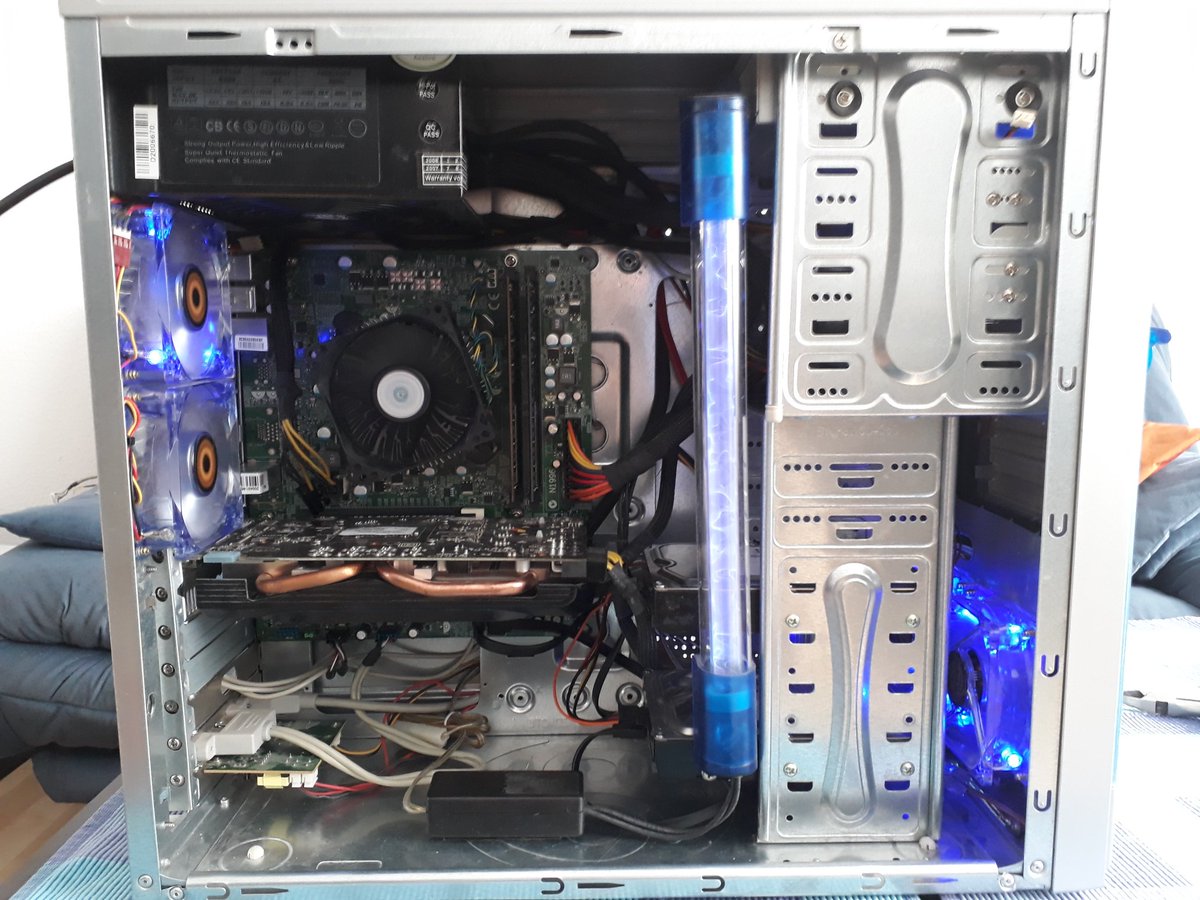 Jones Pimpmypc Upgraded My Pc A Few Weeks Ago Used To Have A Q6600 On A P5e Motherboard Now I5 23 Ms 7728 Ver 2 0 With H61 Chipset 8gb Ram Msi