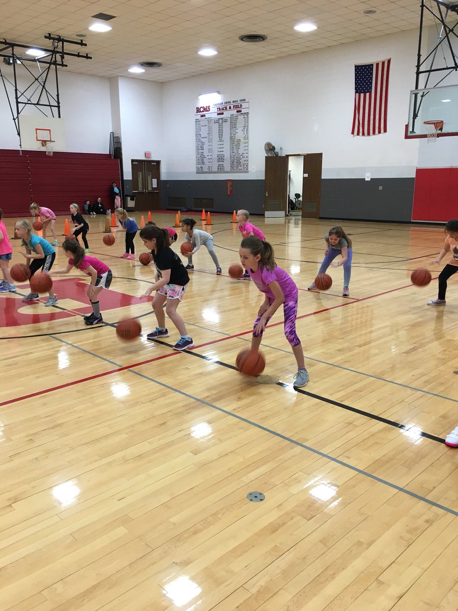 WesRadtke's tweet photo. First Day of LadyBomber Skills Camp K-2.#BuildingProgram #LadyBomberBaskerball https://t.co/okF6jEevOK