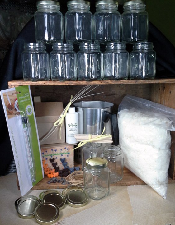CandleCocoon's tweet photo. New to candle making? Get our best selling professional quality kit. Make 12-6oz candles! https://t.co/RLFANkA5rU #candlemakingkit #beginnercandlemaking #bestkitcandlemaking https://t.co/4Q5QC6PyQk