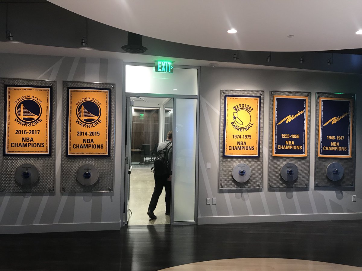 UOWarsawCenter's tweet photo. The Chase Center Experience was one of a kind. #GSWaremakingmoves #WarsawInSF https://t.co/6CxApc6J0b