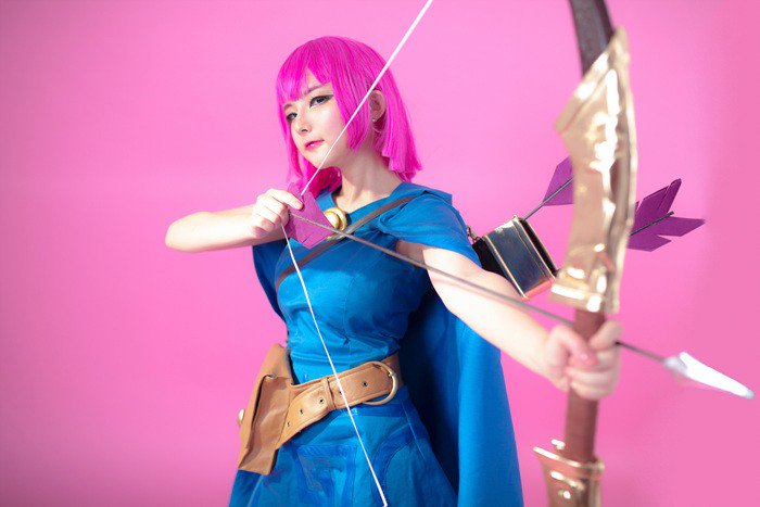 LVPmovil's tweet photo. #ClashCosplay 😍 https://t.co/Fi3aSy1Rd5