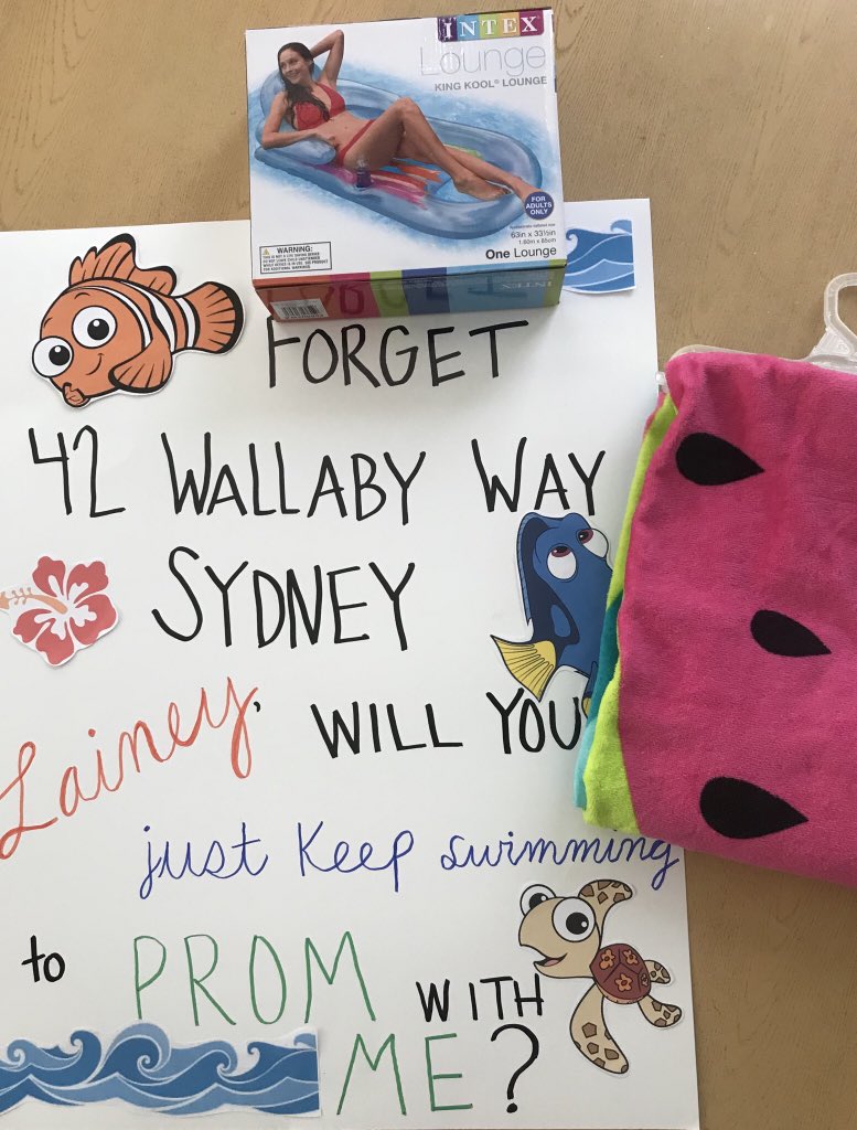 lainey_crystal's tweet photo. “First I was like WHOA! Then I was like WHOA! and then I was like ..whoa..” so excited to swim to prom 🐠💕 #chappromposal https://t.co/vUiWwVUuMJ