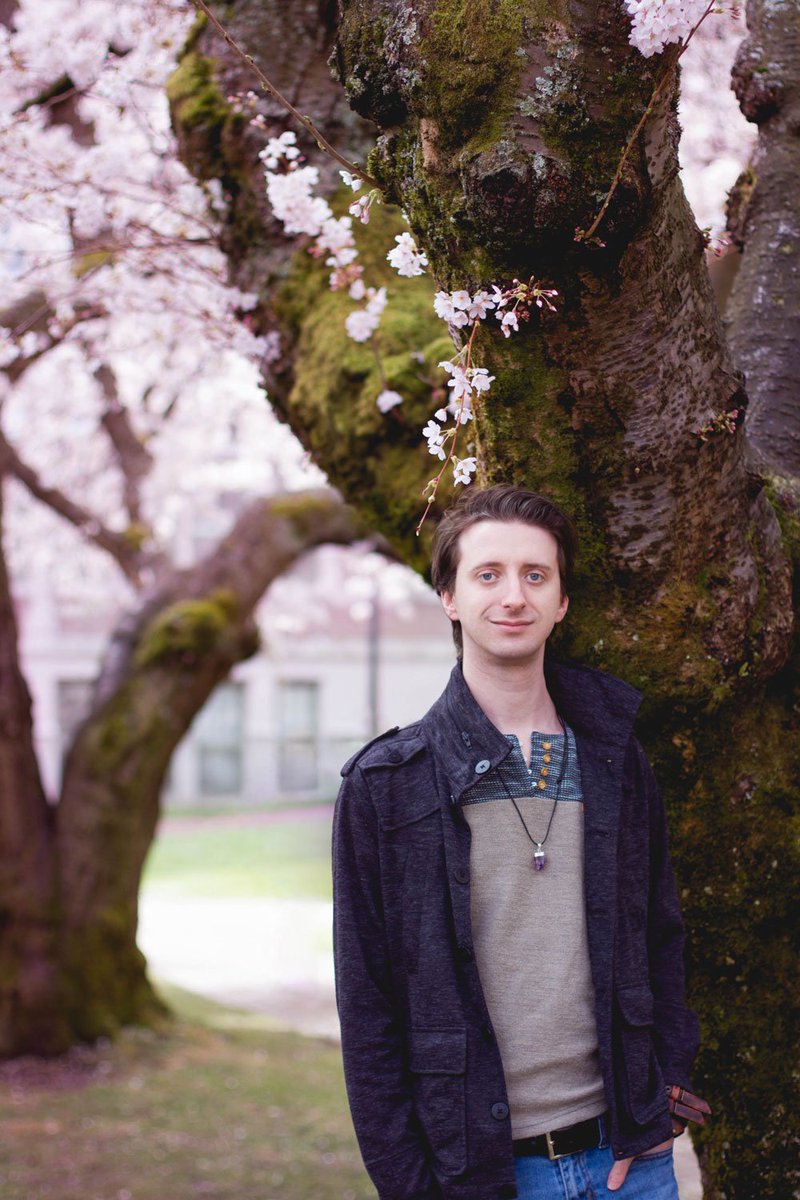 AtelierHeidi's tweet image. Some pics I took of @ProJared looking like a fashion boy when we went to see the cherry blossoms 🌸