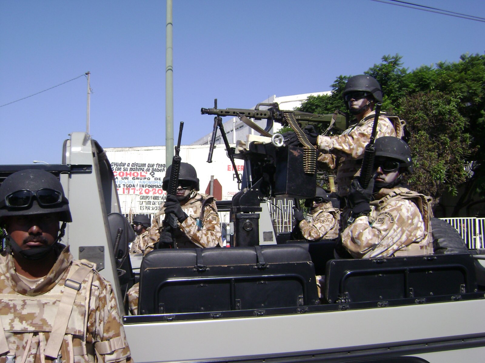 DZ5ak1KXUAAyVqv?format=jpg&name=large