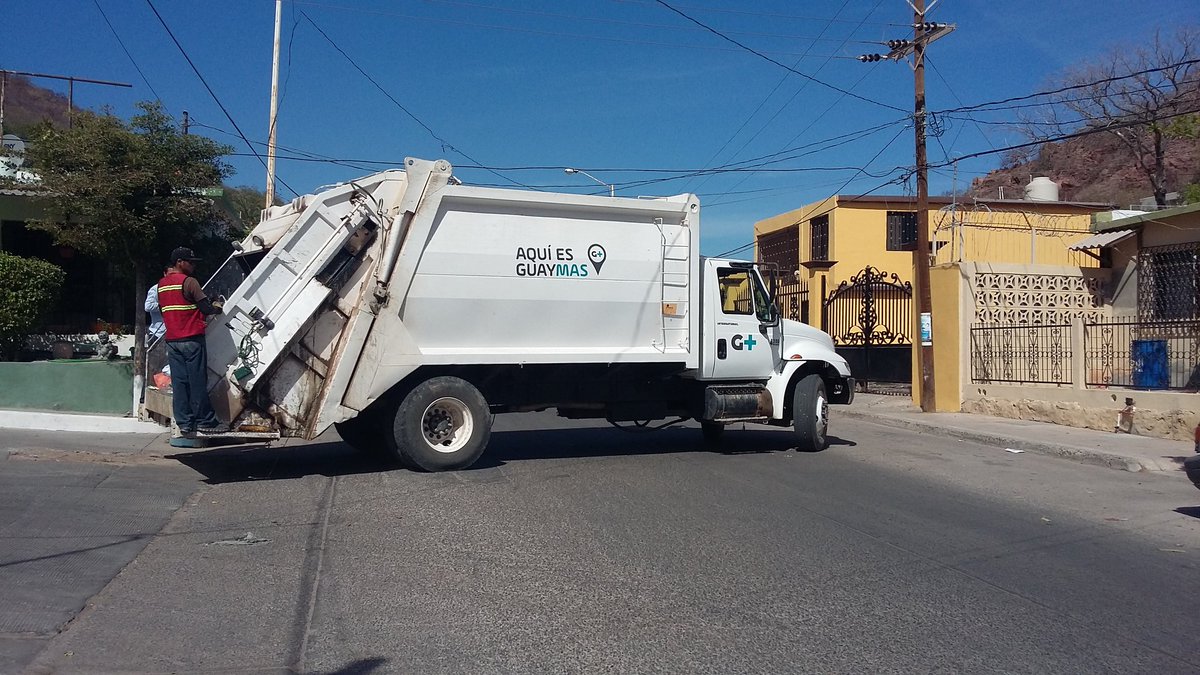 LicPipoBarreraG's tweet photo. #GuaymasLimpio
Limpieza total en el sector de Las Golondrinas.
Atendiendo la denuncia ciudadana.
Y en el sector de Guaymas, Norte. Tambien fue retirada la mayor parte de la basura.
Ya en los proximos dias. Se le dara el servicio normal al Puerto.
@Lorenzo_de_Cima
@ramos_eduardo https://t.co/VUcwJ0ihBD