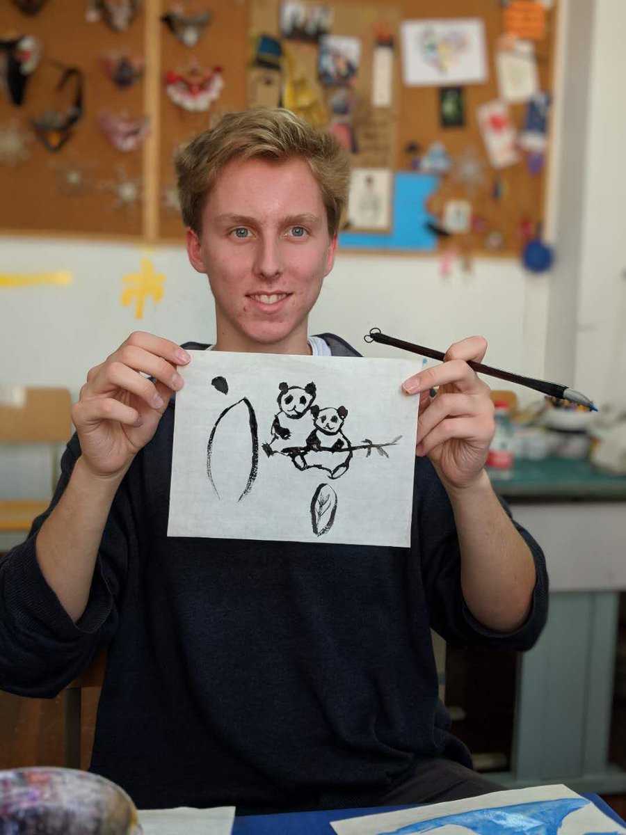 Kate Dimoulas tweet media