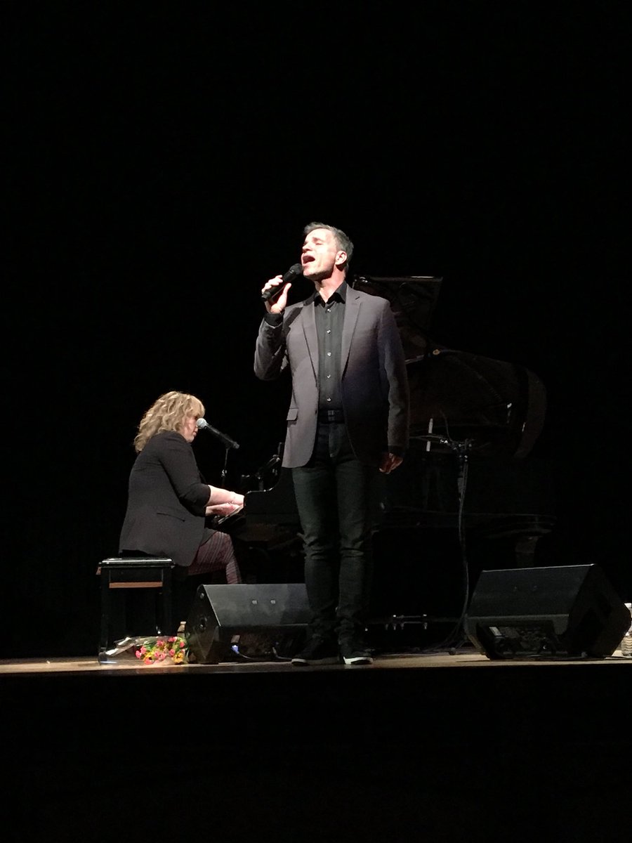 QcChicago's tweet photo. What a show from @Bruno_Pelletier and the wonderful @julielamjazz in Colombus, OH! It was such a pleasure to have you 🎤 and 🎹 at @grandviewhhs. 🙏 to our great partners @OhioState and @DenisonU #chansonquebecoise #Quebec @MRIF_Quebec https://t.co/sUPCfCAum6