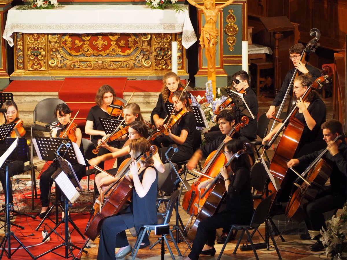 MusicAcademyInt's tweet photo. The Festival Orchestra is a tuition free studio for musicians wishing to expand their knowledge of orchestral, chamber, and operatic repertoire. Led by Metropolitan Opera conductor J. David Jackson, MAI provides a truly international performing experience of the highest quality. https://t.co/HpaalSH4ps