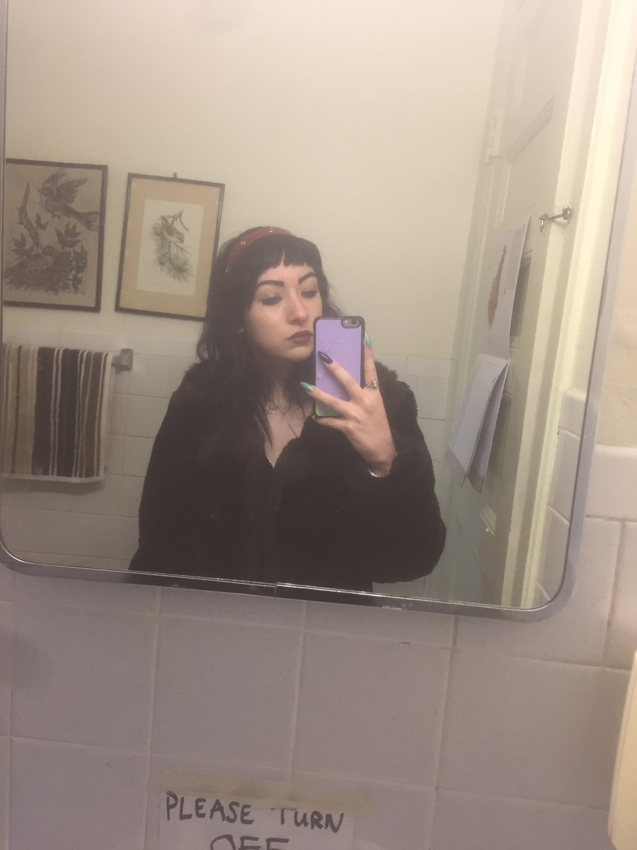 moneybitch666's tweet photo. i'm adorable day in and day out. so you should be paying and praising me -day in and day out. #findom https://t.co/MopAUcgEsJ