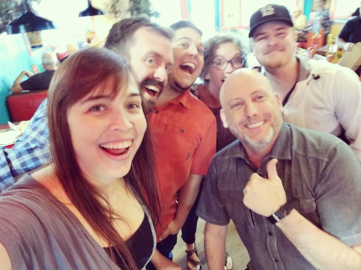 WLSledz's tweet photo. Good times in tha LBB today! #lubbocktx #rosascafe #goodfriends #thiscrazybunch  #derekmakesithappen #nmjetsfan #gingerlife #leyvalife https://t.co/y0SmdFauP3
