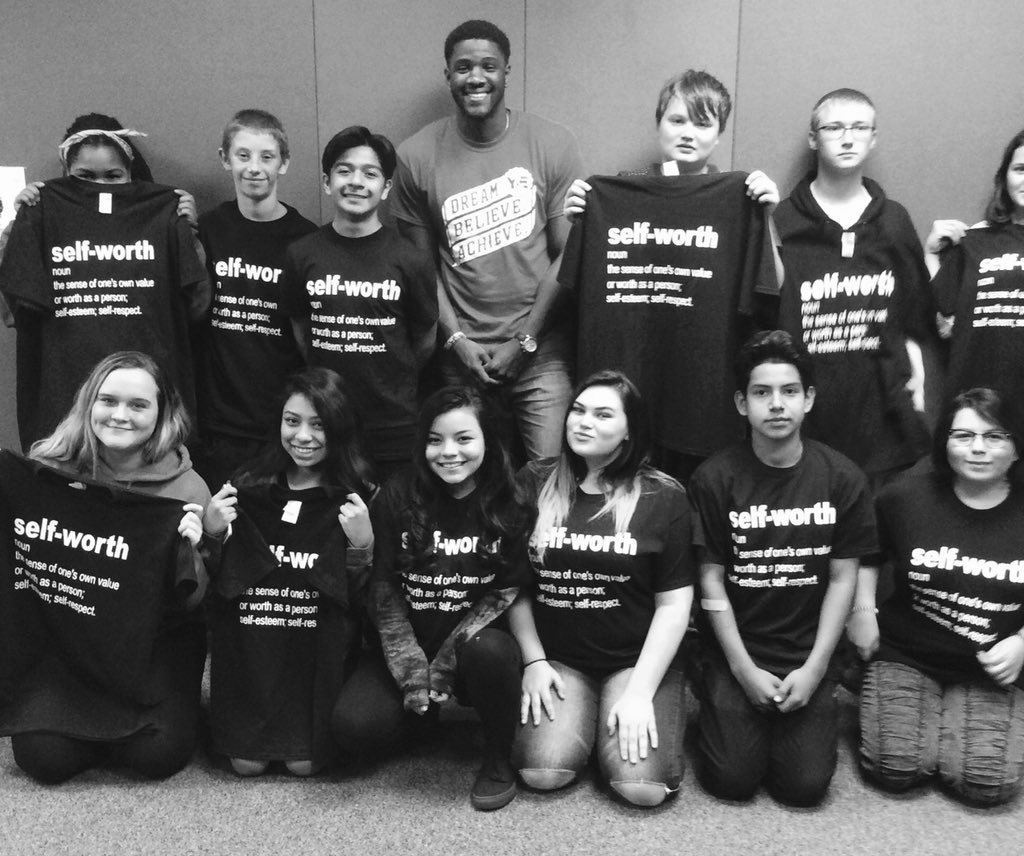 We created the #selfworth campaign a little over a year ago to inspire youth and young adults to focus on growth and self-worth rather than striving to be perfect. Join us in this positive movement by liking or retweeting! #YoungandEstablished