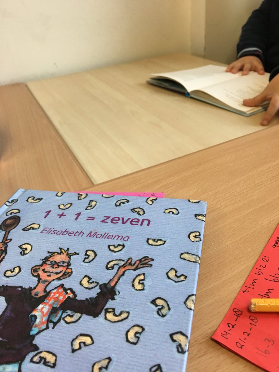 Mir6776's tweet photo. #duolezen met groep 4. #lezen #belangrijk @bibliotheek #leesmoeder https://t.co/mHSFawiXK5