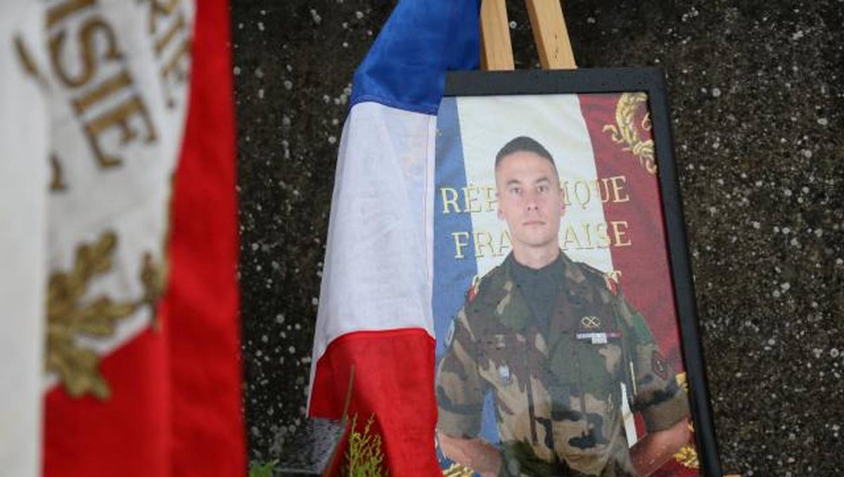 Scorpion_732's tweet image. Un an après sa mort, hommage au militaire alençonnais Julien Barbé Sgt au 6e RG. ouest-france.fr/normandie/alen… #Mali #6eRG #Angers #Alençon #CondésurSarthe