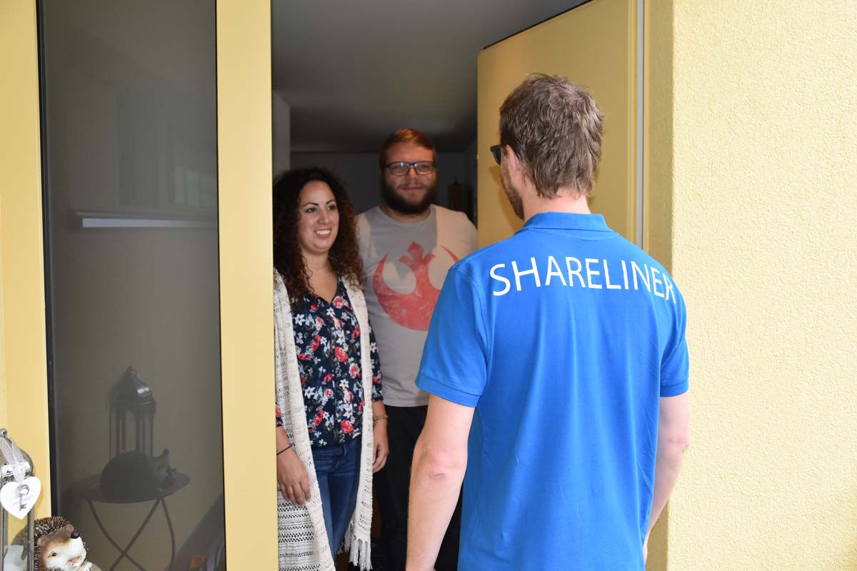 Shareline hat über 100 professionelle "Sharing Economy Profis" in ihren Reihen. Sie helfen nicht nur #Privaten, sondern auch #Klein- und #Kleinstunternehmen. Jetzt auf shareline.ch gehen und direkt mit dem Shareliner chatten und buchen.

#Shareline