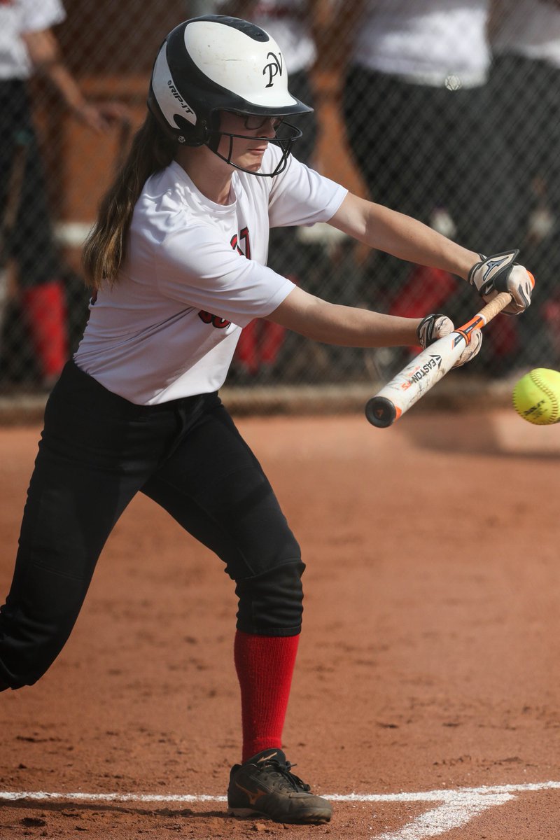 KlineSportsPics's tweet photo. Paradise Valley Softball opened the 5A Northeast Valley Region portion of their schedule by traveling to face the Titans of Arcadia High School. #PVHSPride https://t.co/s0XVvEc4Y6