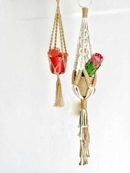 Uzivatel Peatix Japan Na Twitteru マクラメ編みの基本的な編み方を用いて紐を編み込んで作ります 今回は プラントハンガー2種類のサイズの中からいずれか1種類をお作り頂けます 4 7 土 8 日 Seed S Macrame Workshop マクラメ編みのハンギングワークショップ