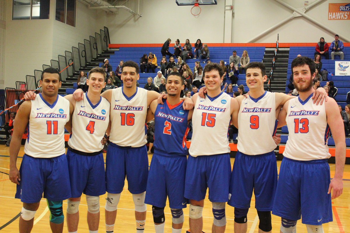 .@npvb_mens celebrated senior day with a big four-set win over MSOE! Check out the recap, highlights, and interviews with @cohenb201114 and @flying_sauser11 below! #NPHawks #d3vb RECAP/HIGHLIGHTS -- nphawks.com/news/2018/4/3/…
