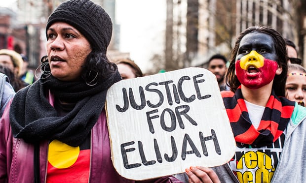 WgarNews's tweet photo. 'A decision publ'd by #PrisonersReviewBoard in #WA:man has been #GrantedParole on condition that he have #NoContact with #DoughtyFamily'
#Calla: https://t.co/kscRvllQc3
Photo by #Ratnayake: '#Protesters in #Melbourne #Rally against verdict handed to man who killed #ElijahDoughty' https://t.co/wAXSJobWpa