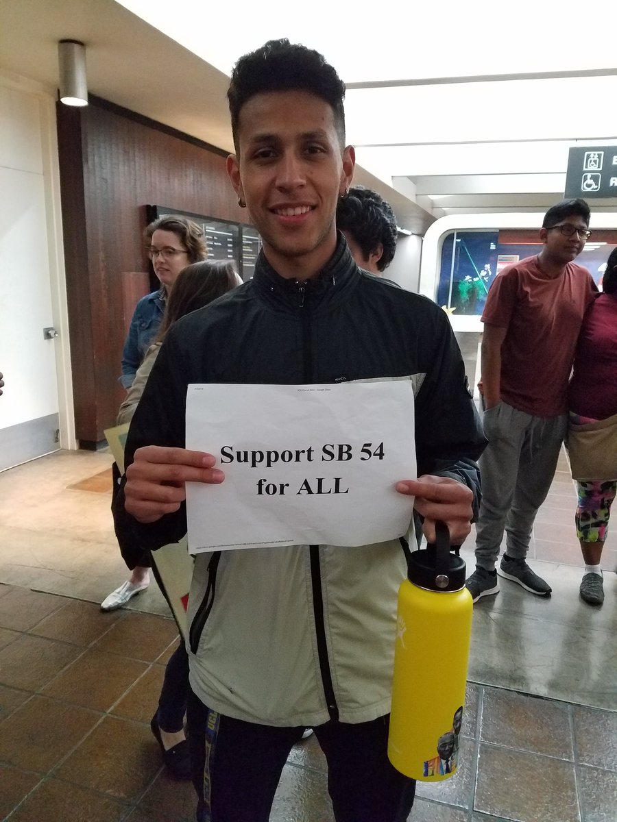 JustinoMora1's tweet photo. Dozens of immigrant rights supporters and allies have come out to West Covina City Hall to urge City Council members to NOT opt-out from California's Sanctuary Law (#SB54). We have now outnumbered the racists and anti-immigrants. ✊🏽✊🏿 This is what people power looks like! https://t.co/nJblIGFsBU