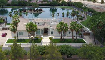 HammondsGroup's tweet photo. Want a Lake Community?
Want a Waterfront Home in Gilbert?
Just Lake Communities & Waterfront Lot Homes in Gilbert AZ
https://t.co/MxhbPvs9W5
#GilbertLakeFront #GilbertLakeCommunities #GilbertRealtor https://t.co/L38WJ6ZGYr
