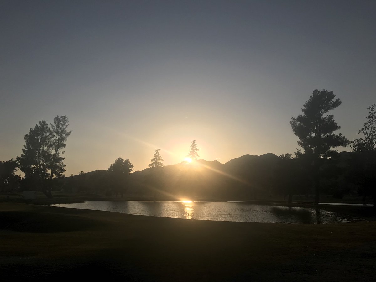 TristaK67's tweet photo. Tonight’s sunset https://t.co/cd0EpLjT5A