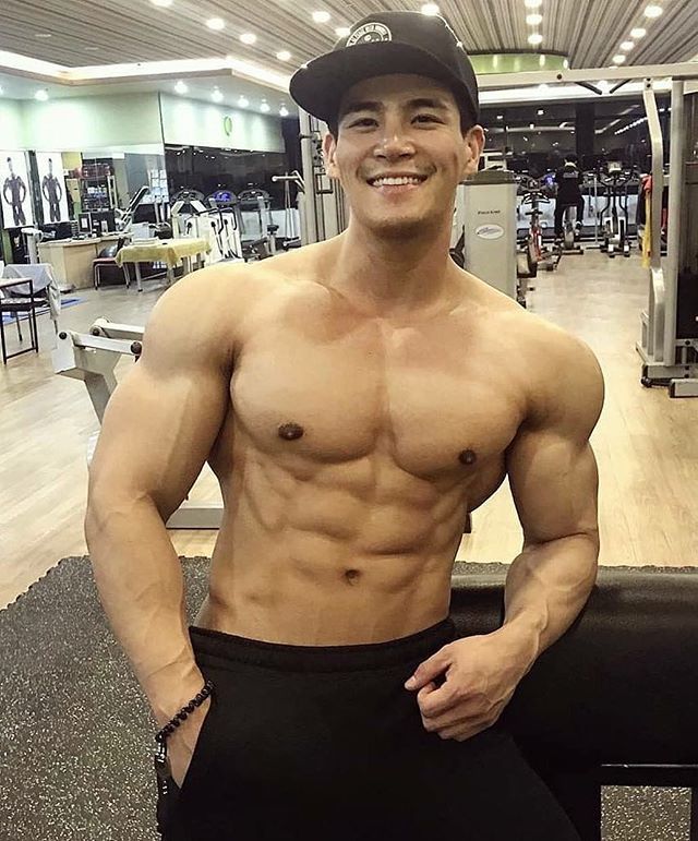 musclemania-on-twitter-looking-chill-musclemania-classic-pro-jun
