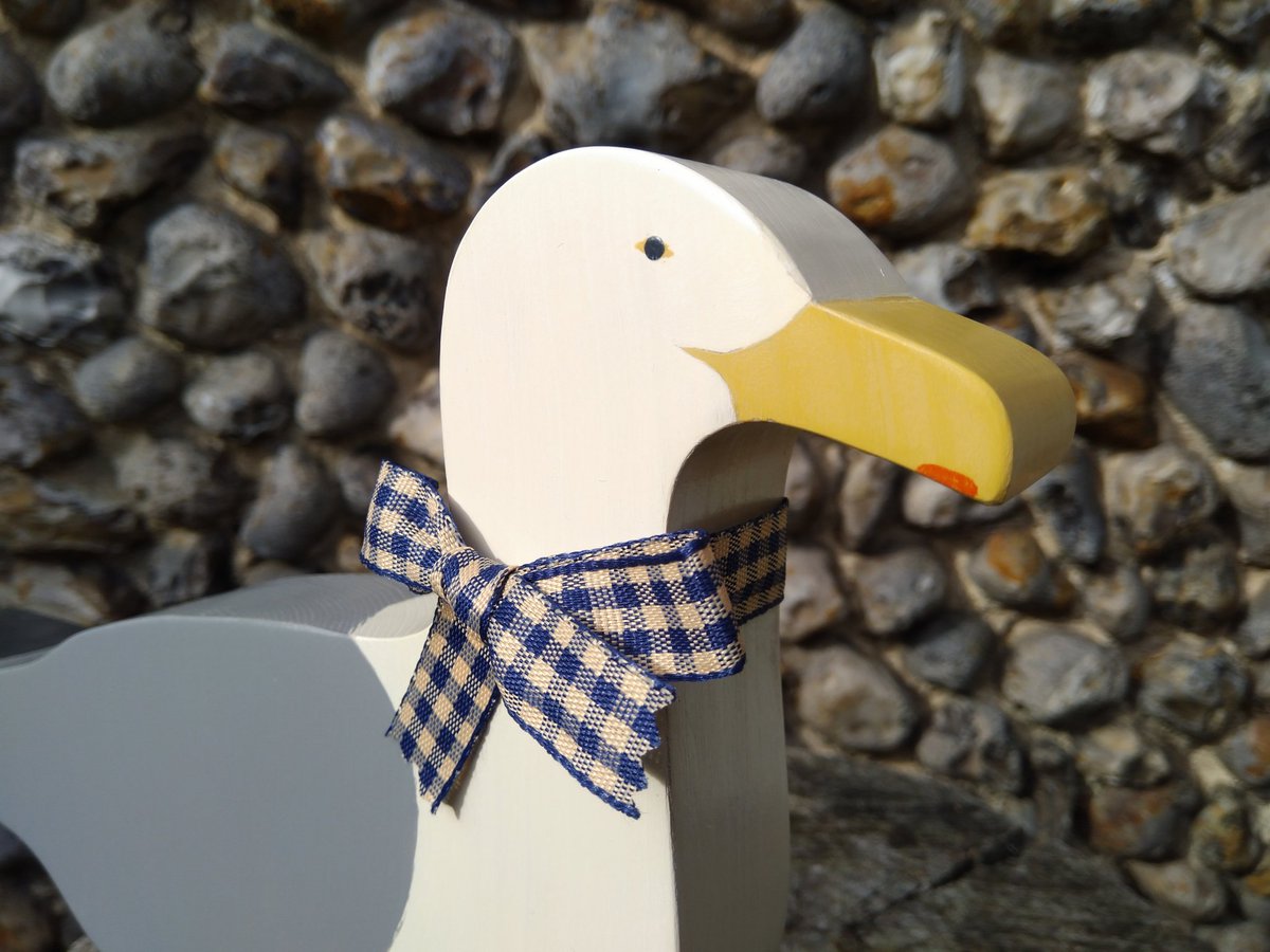 Edward seagull, ready to steal a chip from you. Find him at <a href="/DesignsLine/">Studio-Line Designs</a> at Wells-Walsingham Light Railway site, Wells-Next-The-Sea. #handmade #reclaimedwood #artisan #homedecor #northnorfolk