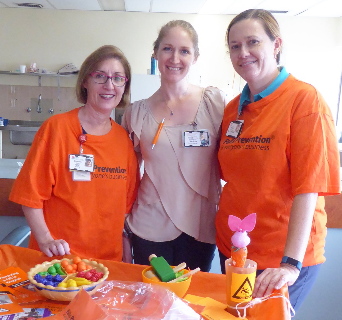 NthSydHealth's tweet photo. It's April Falls Day today - a part of a whole month dedicated to falls prevention. Our staff were out and about spreading the word about nutrition and hydration for keeping people on their feet #AprilFalls18 https://t.co/1I2bZRsShl