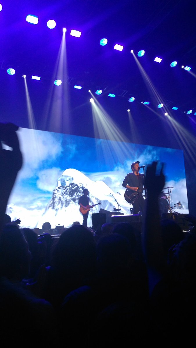 FOBInParis tweet picture