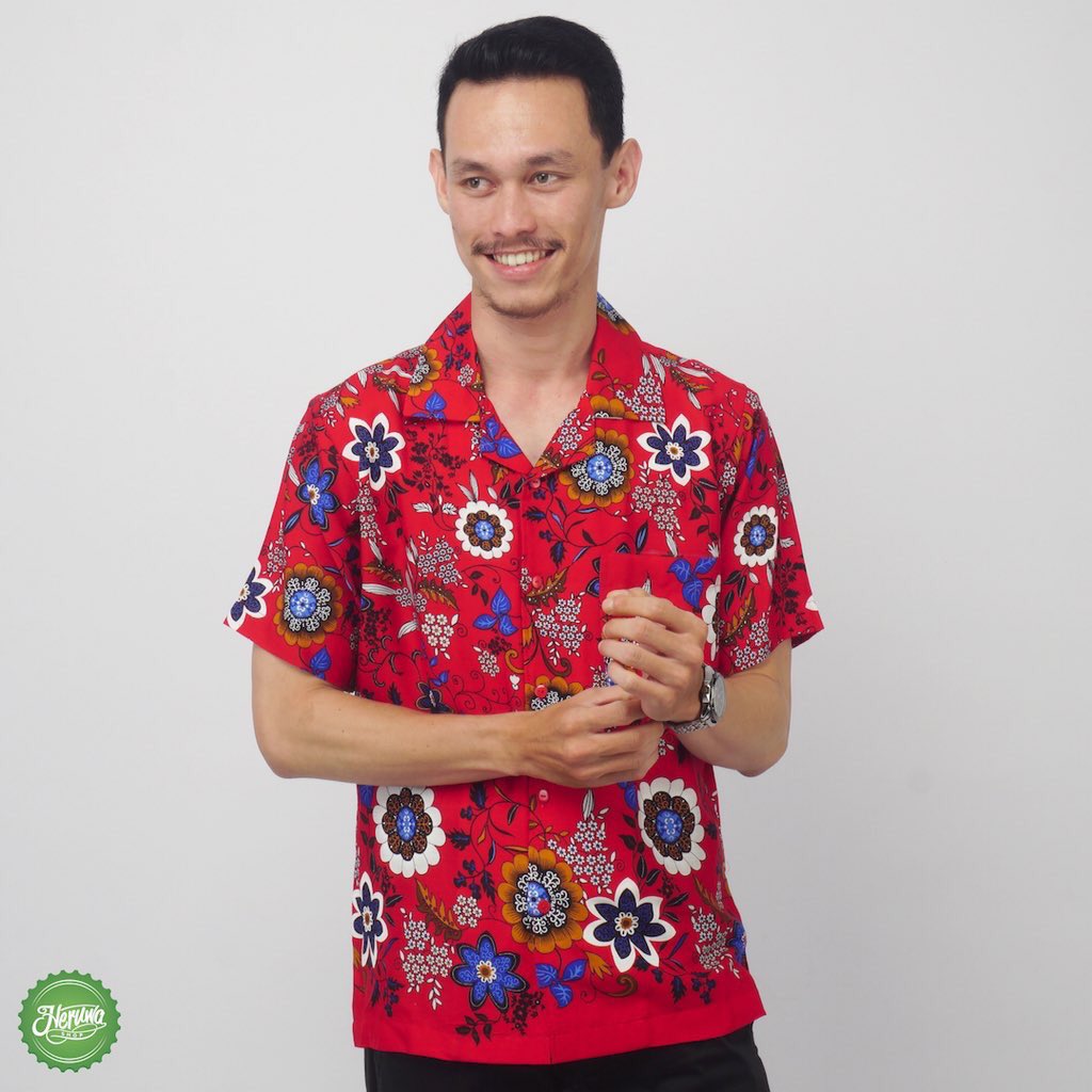 Cubano “Royale Red” 
IDR 200k
Available in M, L, XL 
#HeruwaShop
#KemejaCubano