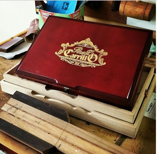 MangoheadAsia's tweet photo. #mangohead #cigarbox #cigars #cigarboxguitar #cigarboxukulele #3stringguitar #4stringguitars #6stringguitar #artguitar #artsandcraft #art #handmadeinstruments #handmade #guitarbuilding #guitarbuilder #ukuleles #guitars #unique #oneofakind https://t.co/vTNDIAl09W