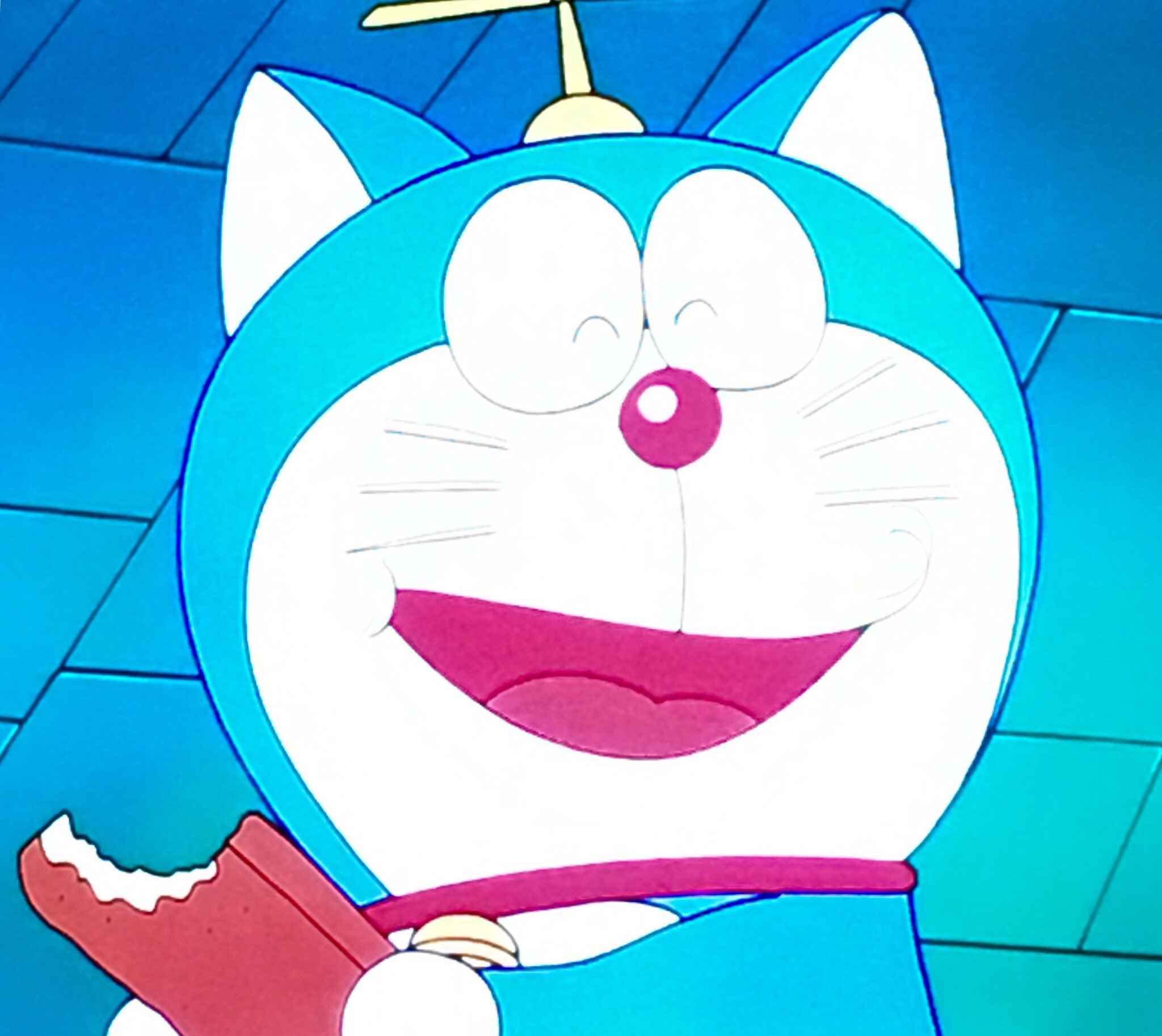 サカタサキ キム 小さい頃によく観ていた映画 ドラえもん のび太とアニマル惑星 がwowowで放送されて嬉しい テンションが上がって写真撮りながら観ました ピンクのモヤモヤの中と工場のパンです