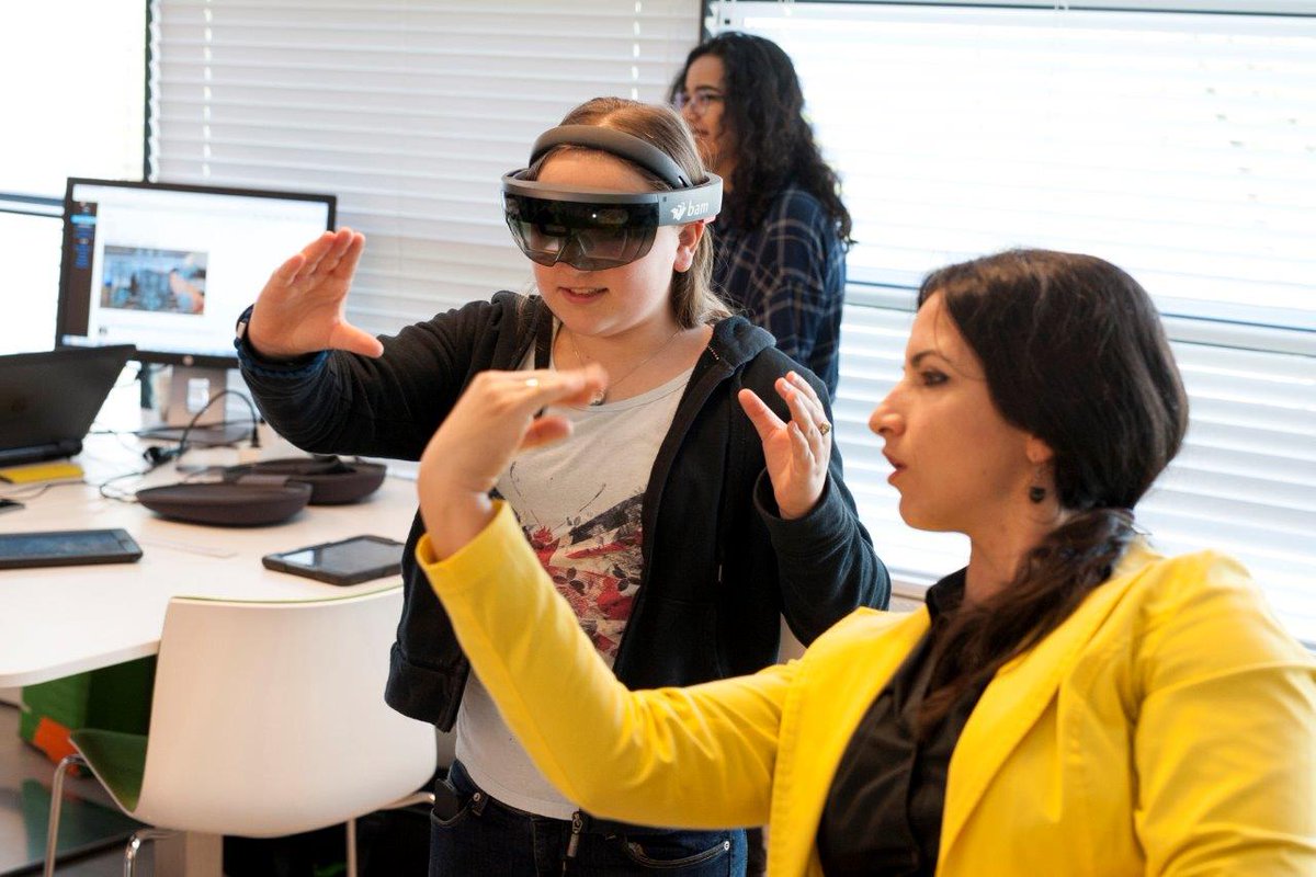 Kick-off Girlsday 2018 op bouwplaats van BAM tinyurl.com/y6v3fk6z