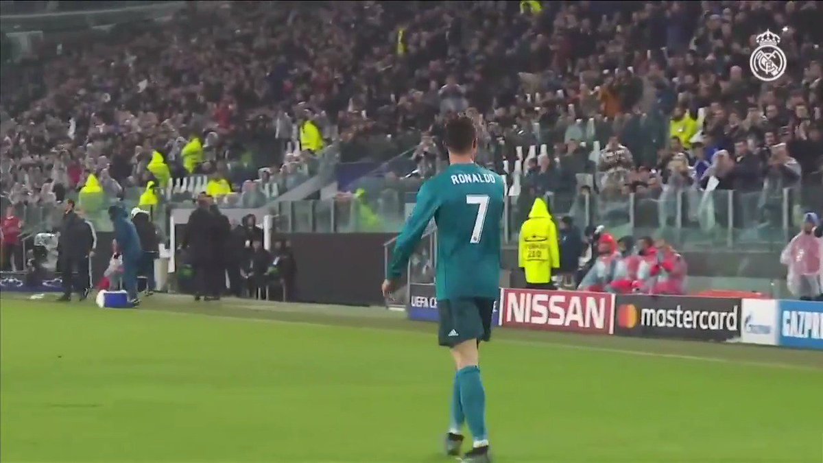 cロナウドオーバーヘッド】クリスティアーノロナウドオーバーヘッド