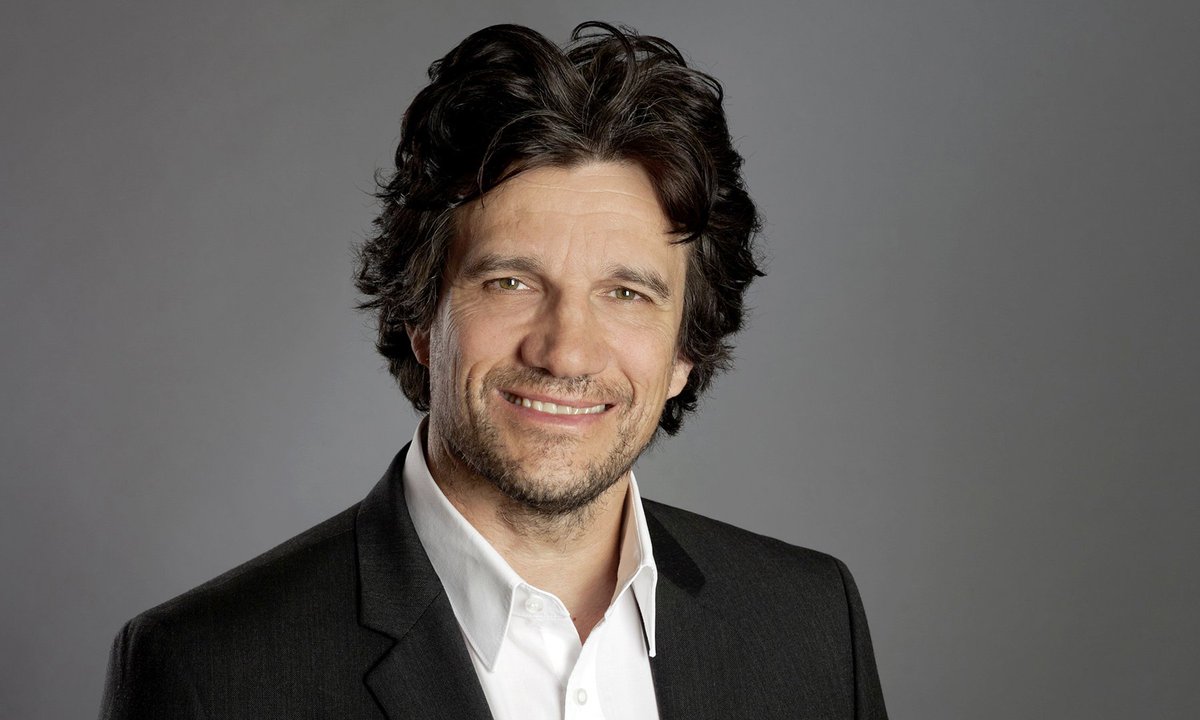 uniinnsbruck's tweet photo. Quantenphysiker Christoph Nägerl erhält vom @ERC_Research einen Advanced Grant und damit über 2,4 Millionen Euro für seine Forschungen zu ultrakalter Quantenmaterie
https://t.co/2N95ShBOlT #physik #ibktwit (Foto: Die Fotografen) https://t.co/boTTwzUlDD