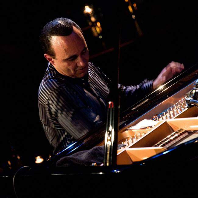 Michel Camilo
Birth 1954.4.4 Happy Birthday
 