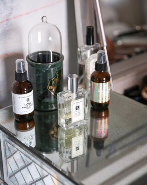 My go to home products sat on a beautiful antique style mirrored vanity. Would you like to see a video on some of my favourite home products that I use? Let me know below #AnnaCasaHome